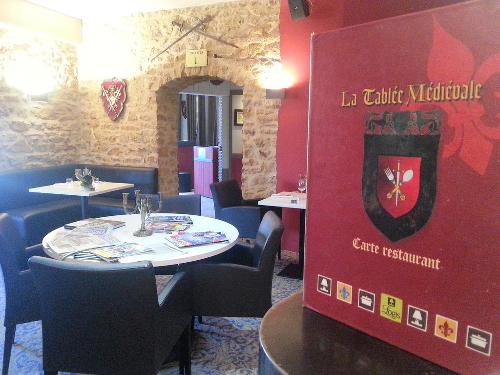 La Tablee Medievale Civrieux-dʼAzergues エクステリア 写真